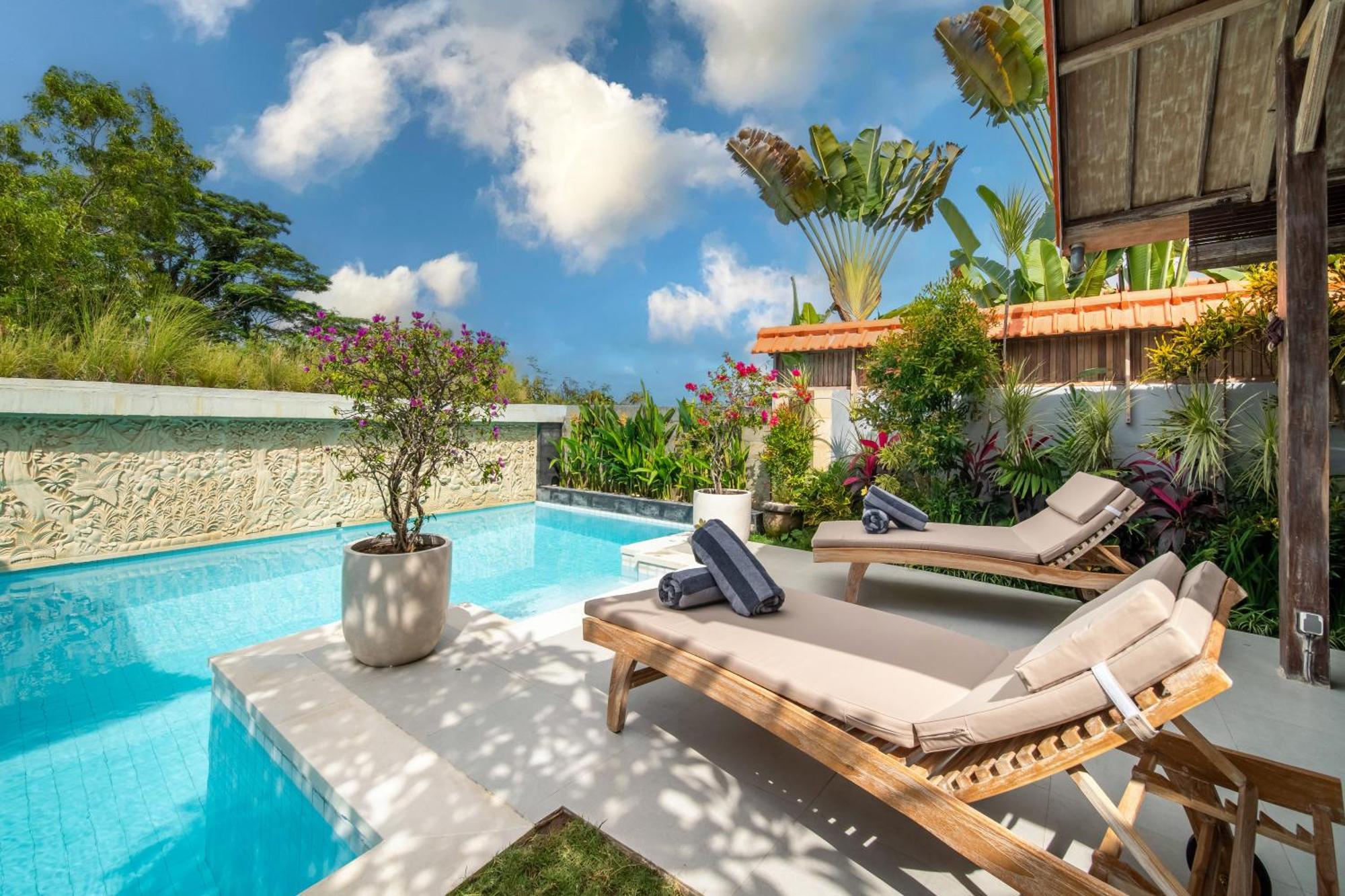 Tropical Villa Senang Uluwatu  Exterior photo